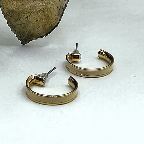 "5/$25" Goldtone Ivory Colored Enamel Small Hoop Earrings - Picture 1 of 5